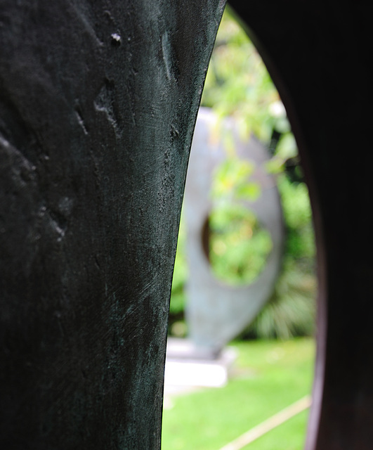 Barbara Hepworth Sculpture Garden - St. Ives 110906