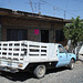 Camion devant une maison à vendre / House for sale 22 mars 2011