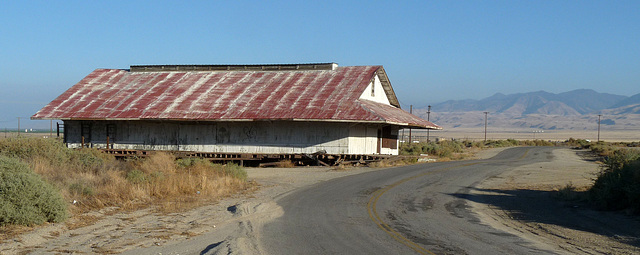 Maricopa oil building (0840)