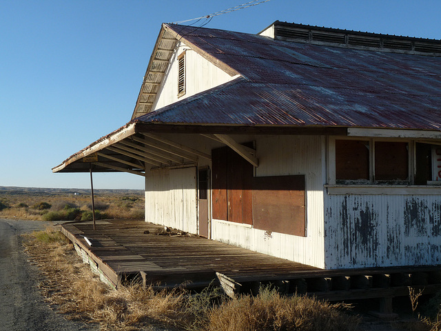 Maricopa oil building (0856)