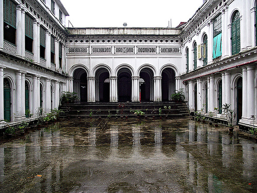 Wet courtyard