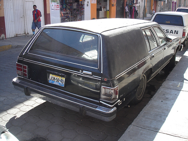 Corbillard et tequila / Hearse and tequila / Coche fúnebre y tequila - 23 mars 2011