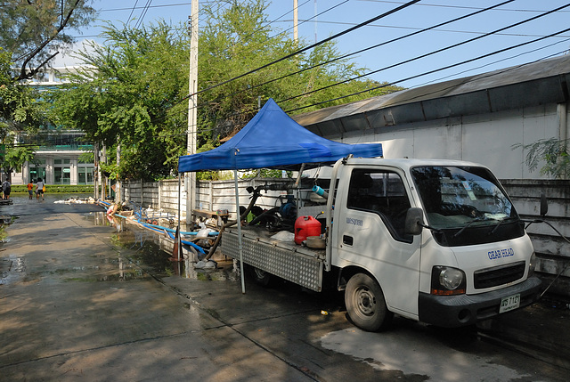 Mobile pumpstation full in action