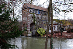 Le moulin des Bechets , sur le bord du Loiret