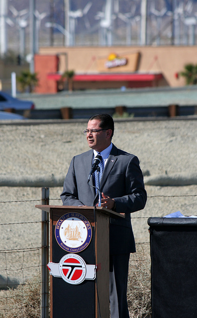 Assemblymember Pérez at I-10 Overpasses Ribbon Cutting (3420)