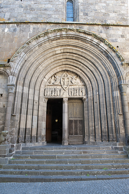 Notre Dame des Miracles, Mauriac