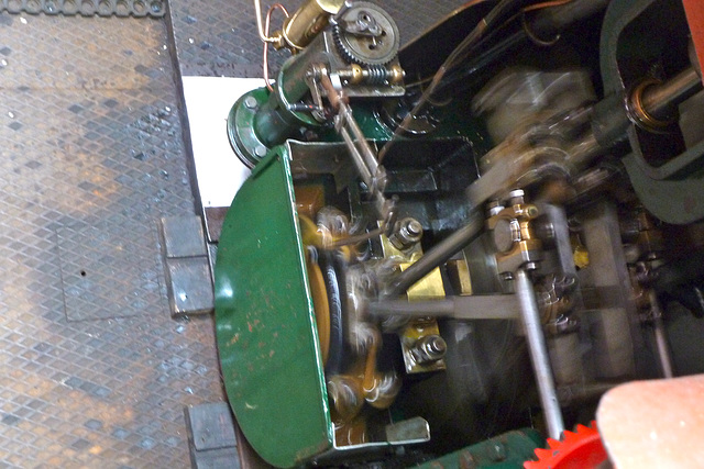 Dordt in Stoom 2012 – Stephenson gear of the steam tug Adelaar