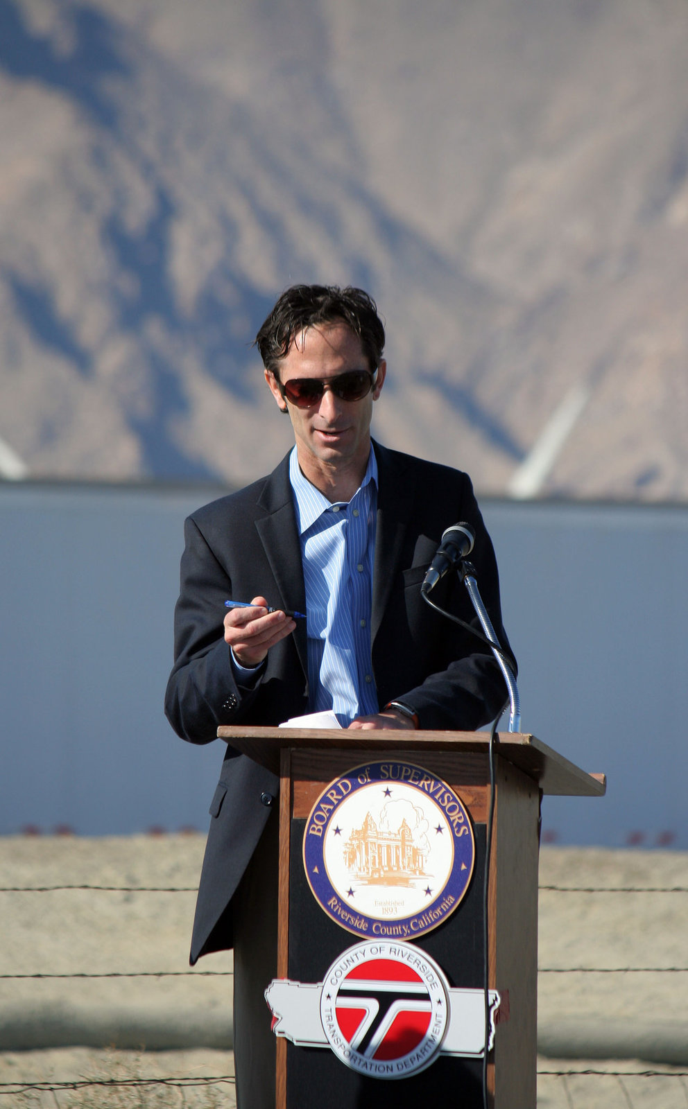 Tom Kirk at I-10 Overpasses Ribbon Cutting (3351)