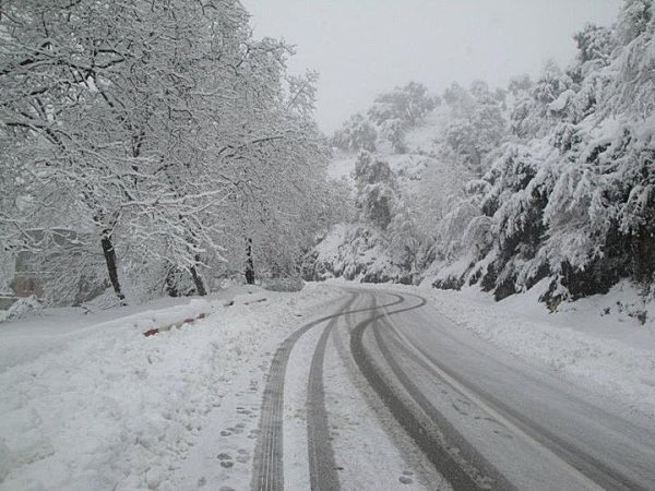 neige A jijel ville a l'est d'Alger..!