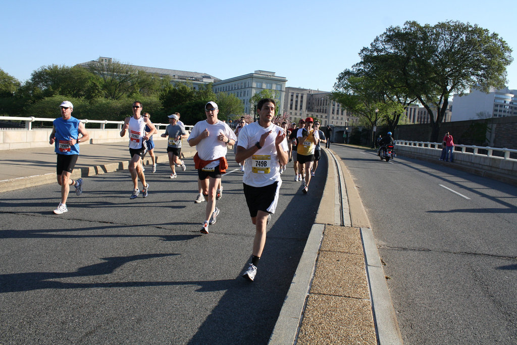 103.NCBF.10MileRun.TidalBasinEast.WDC.11April2010