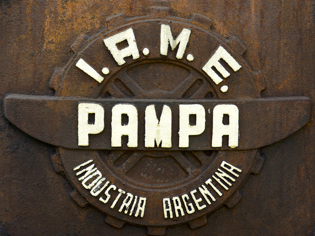 Oldtimerfestival Ravels 2013 – I.A.M.E. Pampa tractor
