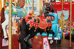 LE CAROUSSEL LE CAROUSSEL