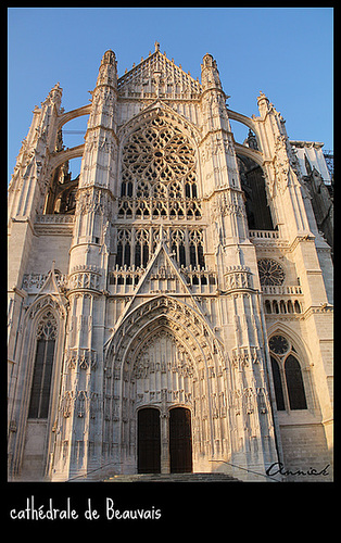 CATHEDRALE***