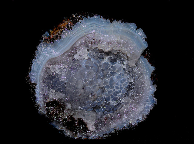 Géode de quartz et agathe bleue