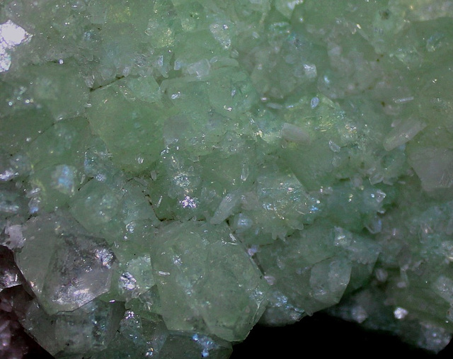 Apophyllite verte- cristallisation secondaire