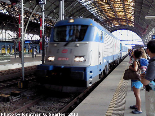 CD #380015-8 Arriving into Praha Hlavni Nadrazi, Prague, CZ, 2013