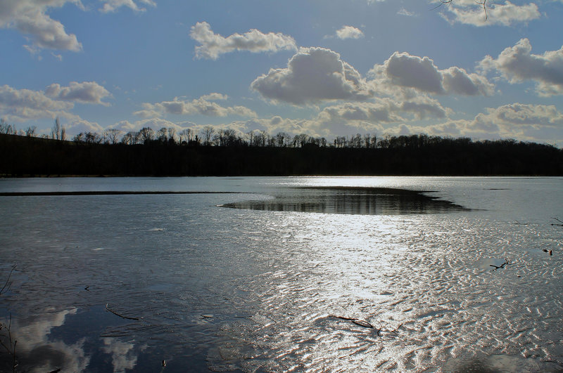 UN REFLET CENTRAL****