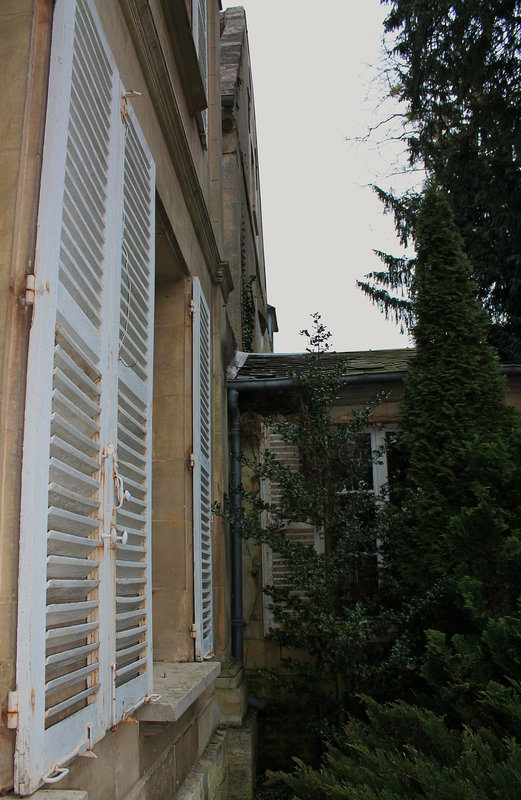 FENETRES***