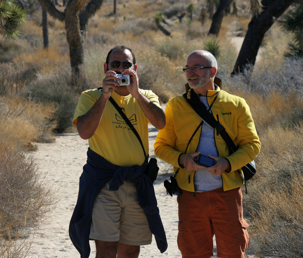 Flip & David on their way to Wall Street Mill (2440)