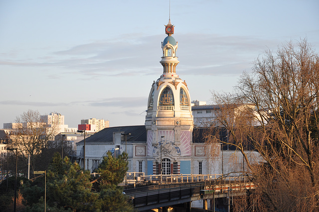 NANTES TOUR LU  "LE LIEU UNIQUE"