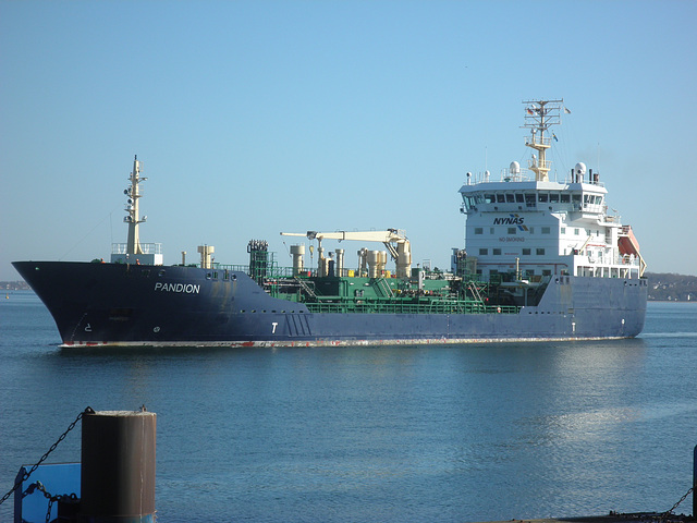 Mehrzwecktankschiff  PANDION