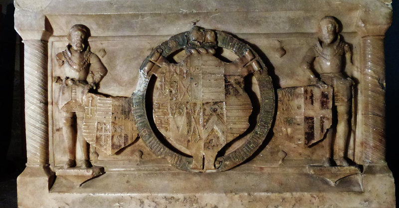 wheathampsteadchurch, herts, c16 alabaster tomb by roiley of sir john +1558 and margaret brocket