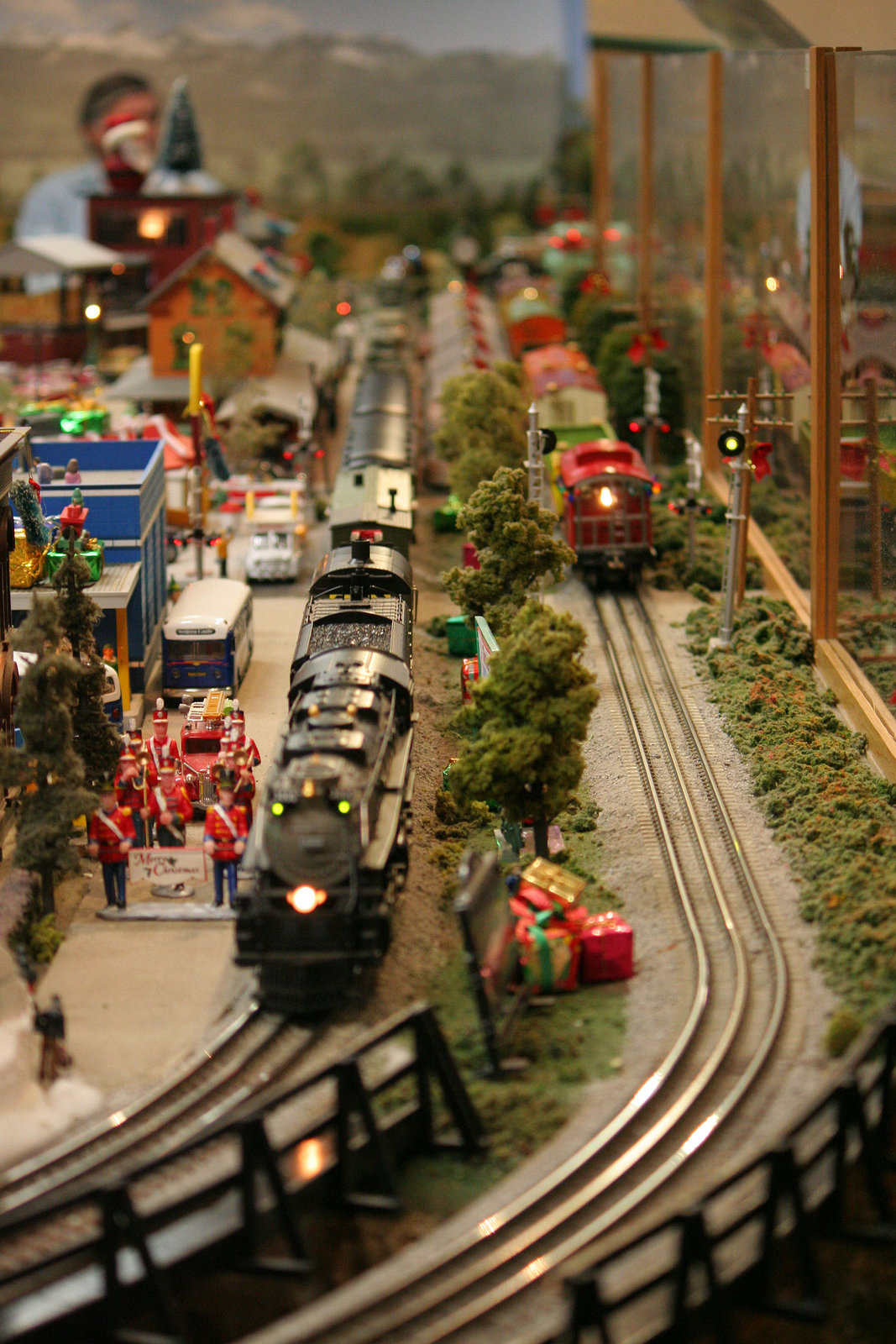 San Diego Model Railroad Museum Christmas Display (2069)