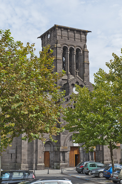 Église Saint-Priest de Volvic