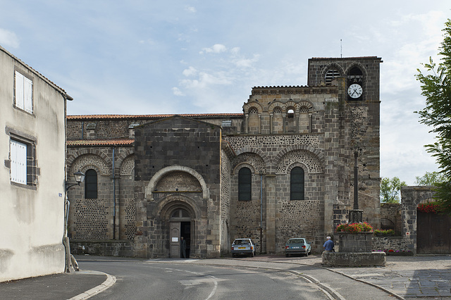 Mozac Abbey