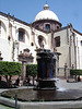 Fontaine et architecture / Fountain and architecture