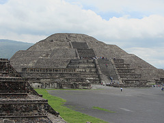 Mondpyramide