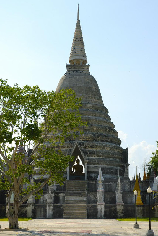 Stupa in Wat Phai Rong Wua