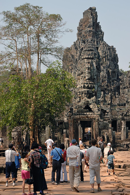 Enter Bayon from the east