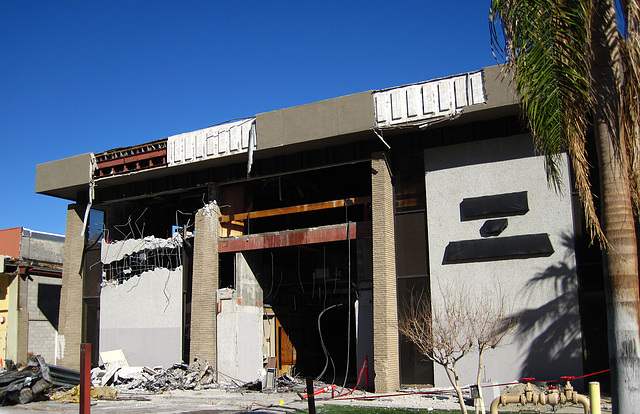 Demolition in Palm Springs (1792)