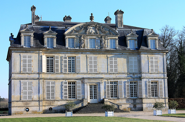 LE CHATEAU