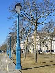 porteurs de lumière se fondent avec le ciel