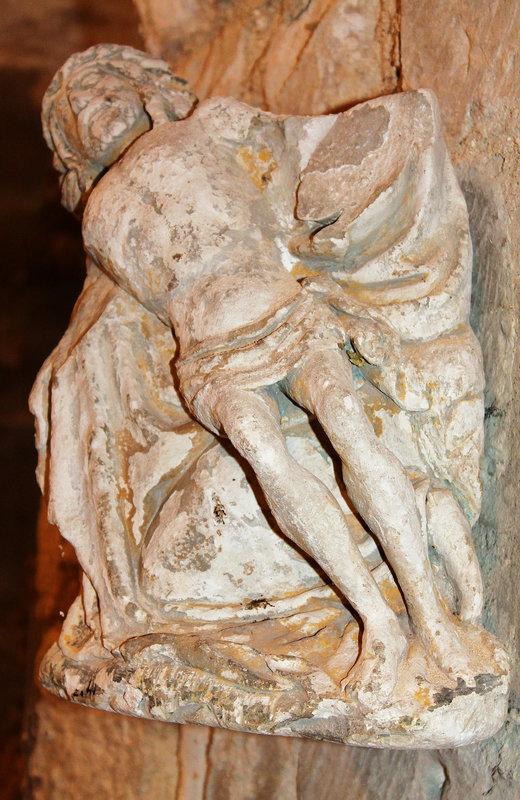 STATUETTE