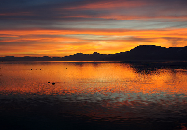 Crépuscule au lac de Neuchâtel...