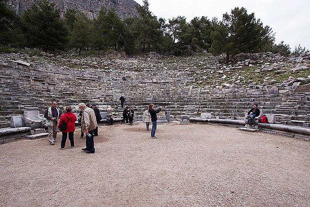 20120315 7783RWw [TR] Priene, Theater