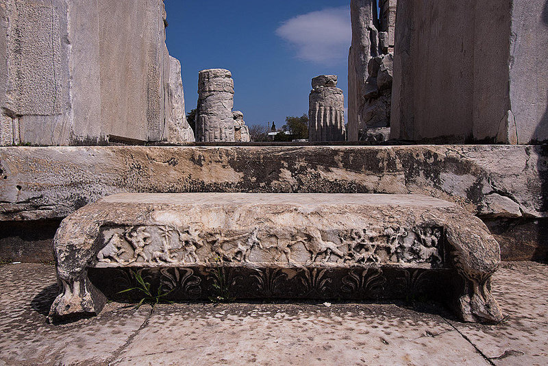 20120315 7760RWw [TR] Didyma, Apollon-Tempel