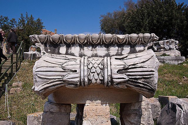 20120315 7749RWw [TR] Didyma, Apollon-Tempel