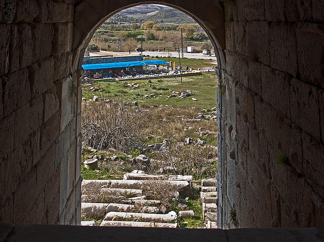 20120315 7715RAw [TR] Milet, Theater Kopie