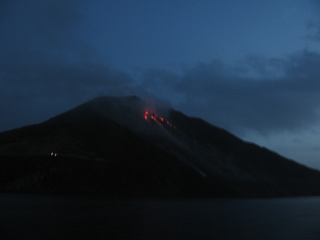 Sizilien, Liparische Inseln, Isole Eolie, Stromboli, Sciara del Fuoco