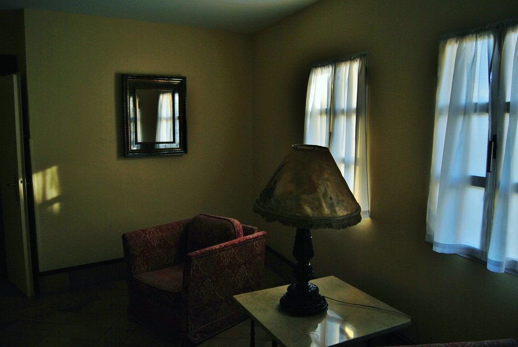 Penumbra interior. Hotel Monasterio