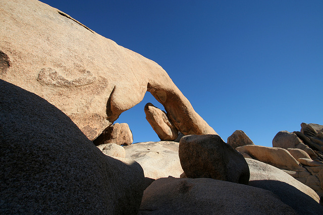 Arch at White Tank (3658)