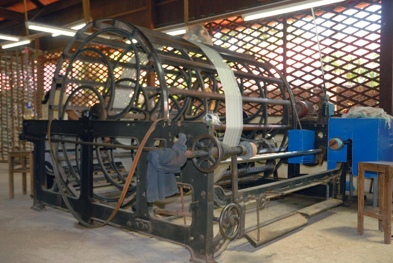 Silk spinning machine