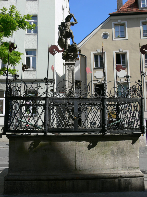 Regensburg - Fischmarktbrunnen