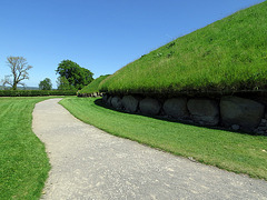 Grabhügel Knowth