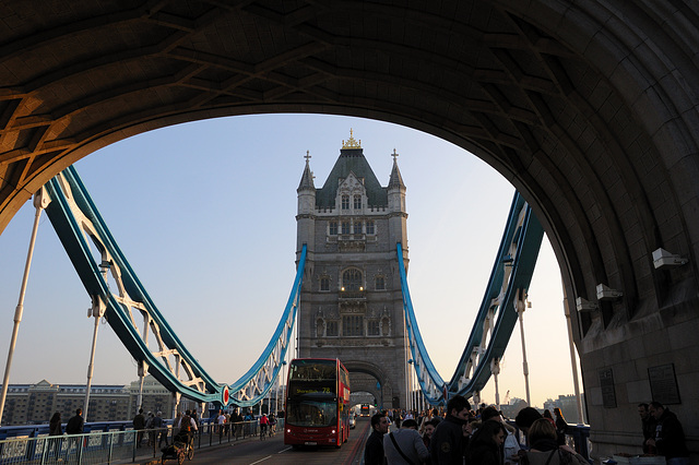 Tower Bridge - London - 120324