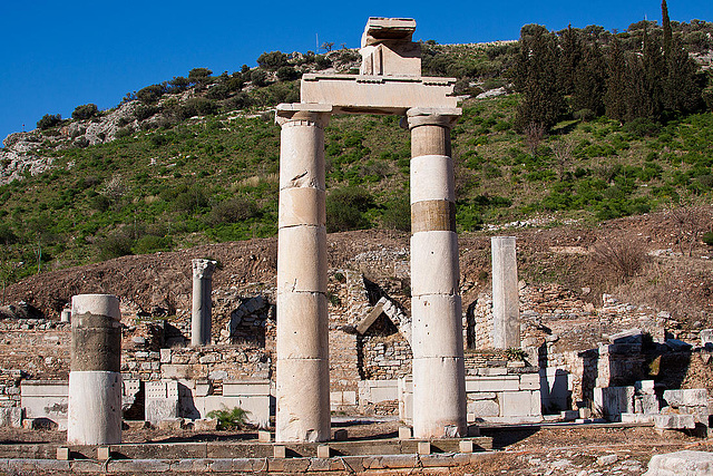 20120319 8151RAw [TR] Ephesos, Pyrtaneion